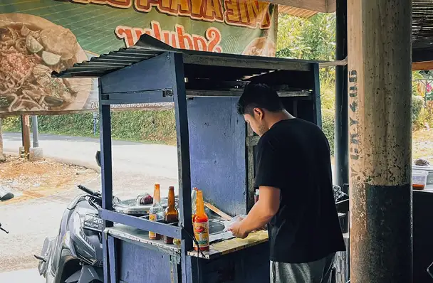Keluarga Sadulur Memasak